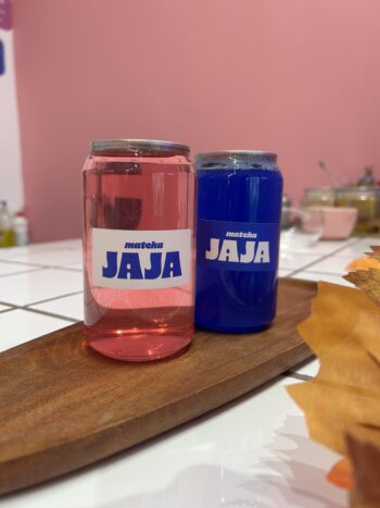 doza din plastic pentru bauturi